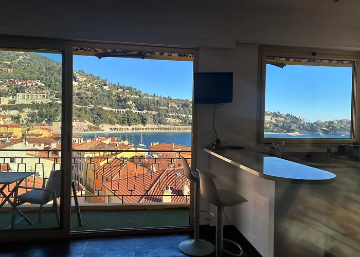 Excellent Location - Sea Views * Villefranche-sur-Mer